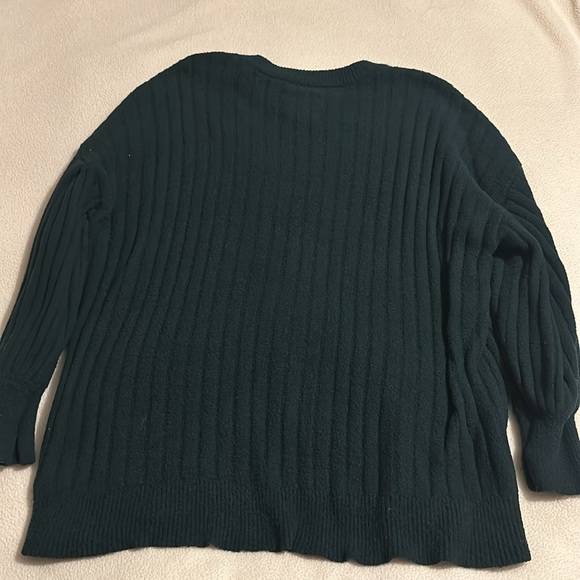 Aerie Buttercream Sweater - Picture 2 of 3